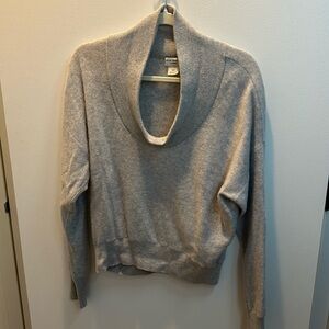 Club Monaco cashmere cowl neck gray sweater size small euc